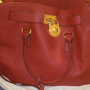 ***USED*** MICHAEL KORS.